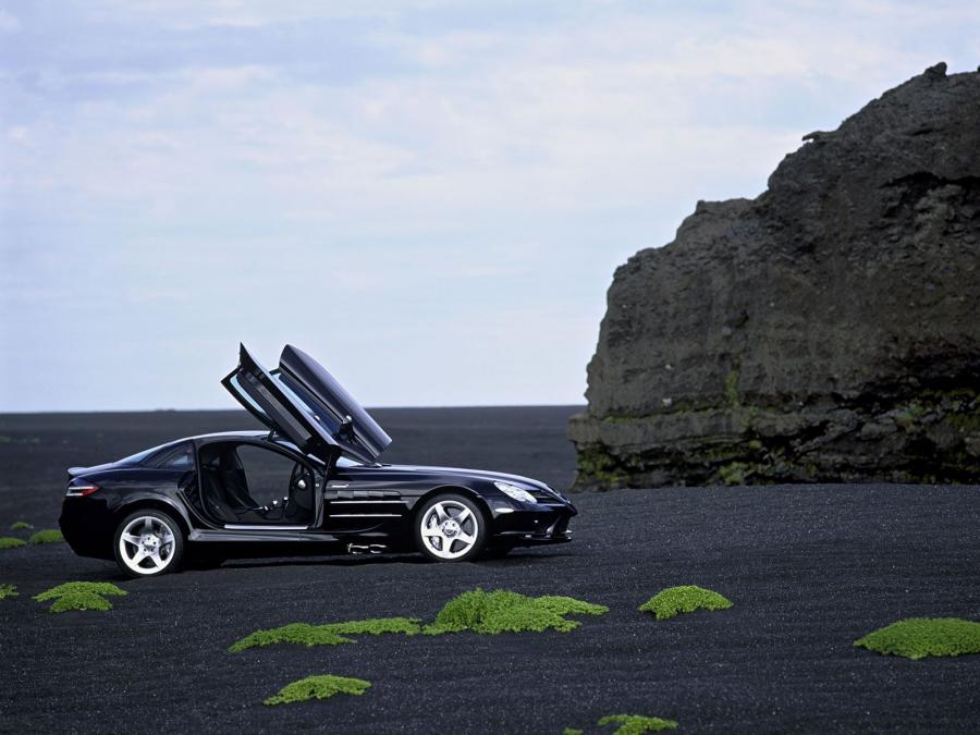  Mercedes-Benz SLR McLaren 2004 года  (фото 26 из 175)